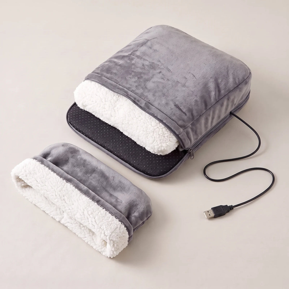 Foot warmer with the cover pulled off: sherpa lining, zipper and non-slip bottom